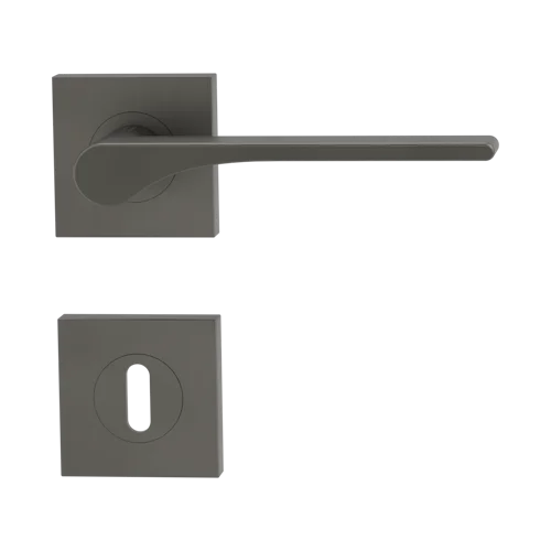 koempf24-1153161